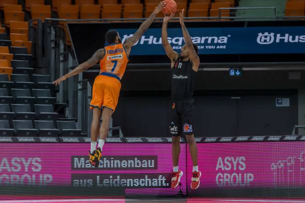 中国青年足 中国青年足