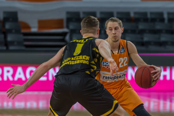 在关键时刻 在关键时刻