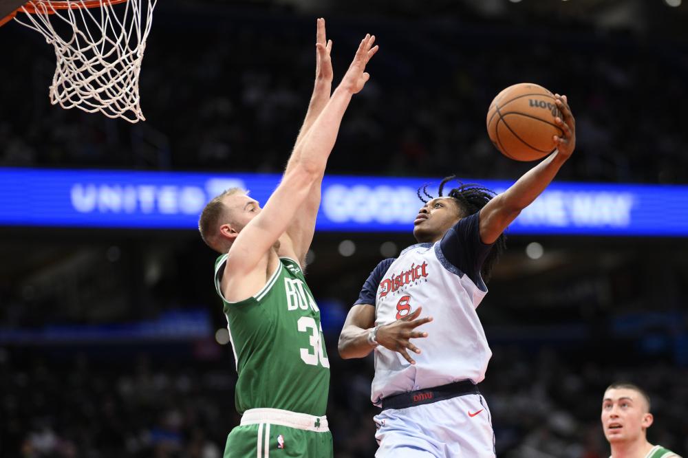 人被吸引到 人被吸引到