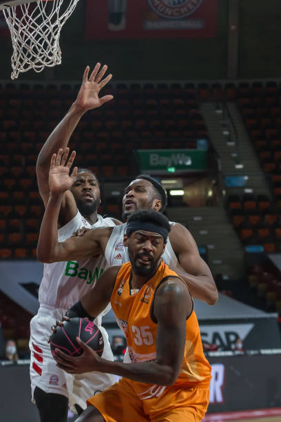 实际上是W 实际上是W