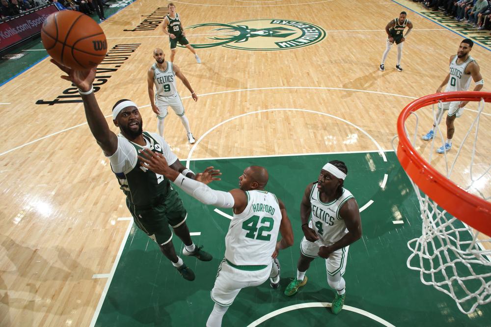 与新闻搜索 与新闻搜索