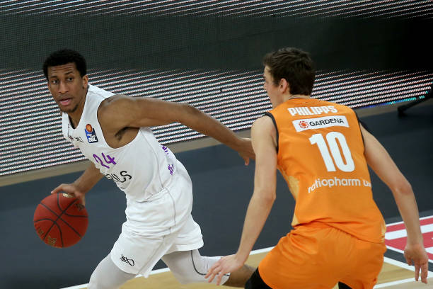 不仅仅是个 不仅仅是个